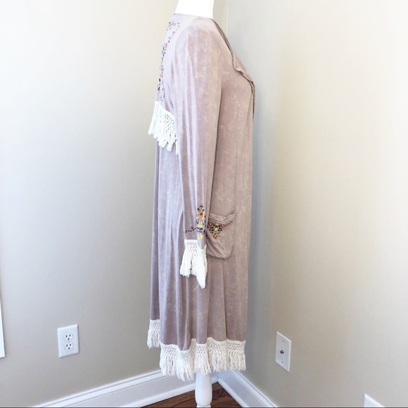 POL Embroidered Fringe Trimmed Duster/Kimono - S - Picture 3 of 10